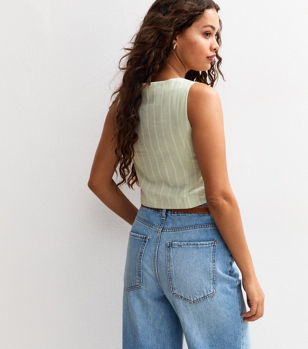 New Look Women's Petite Green Striped Button Front Scoop Neck Waistcoat New Look - 4