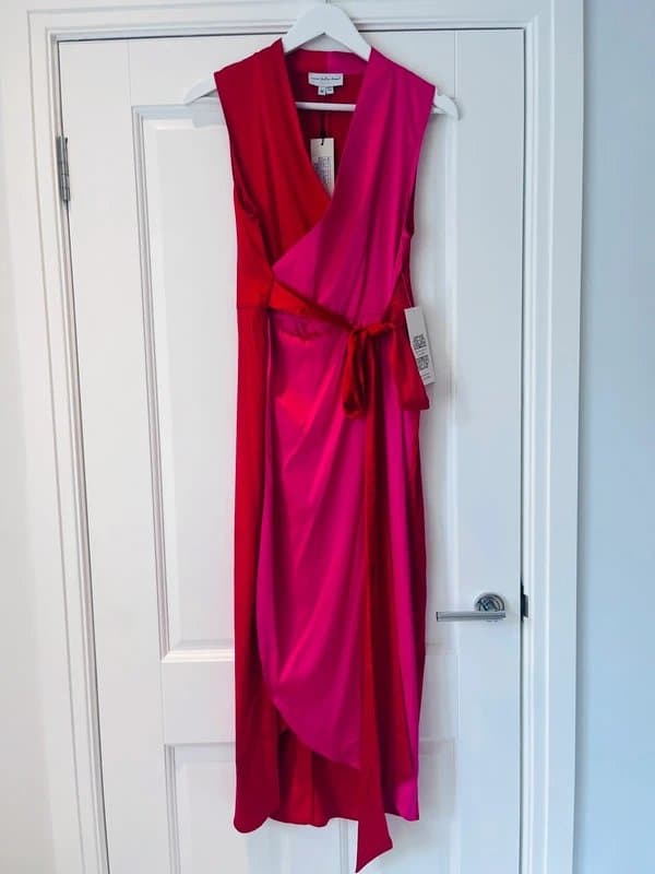 Never Fully Dressed Ladies Wrap Dress Size M -Never Fully Dressed