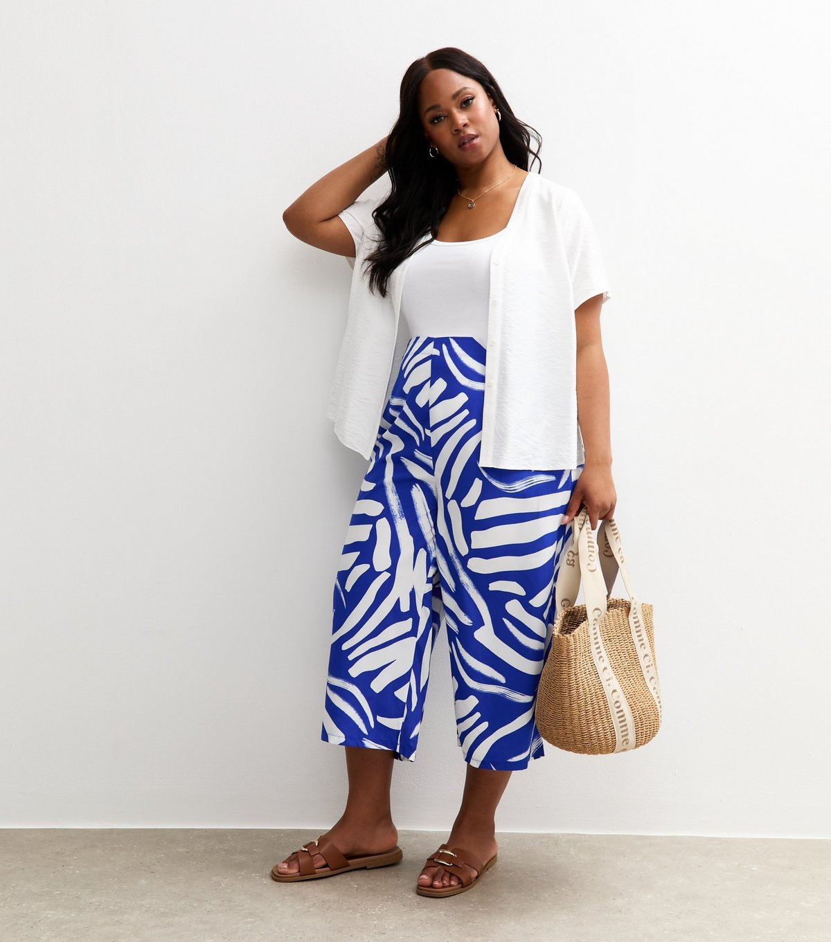 New Look Women's Plus Size Blue Abstract Print Cropped Trousers Curves New Look - 3