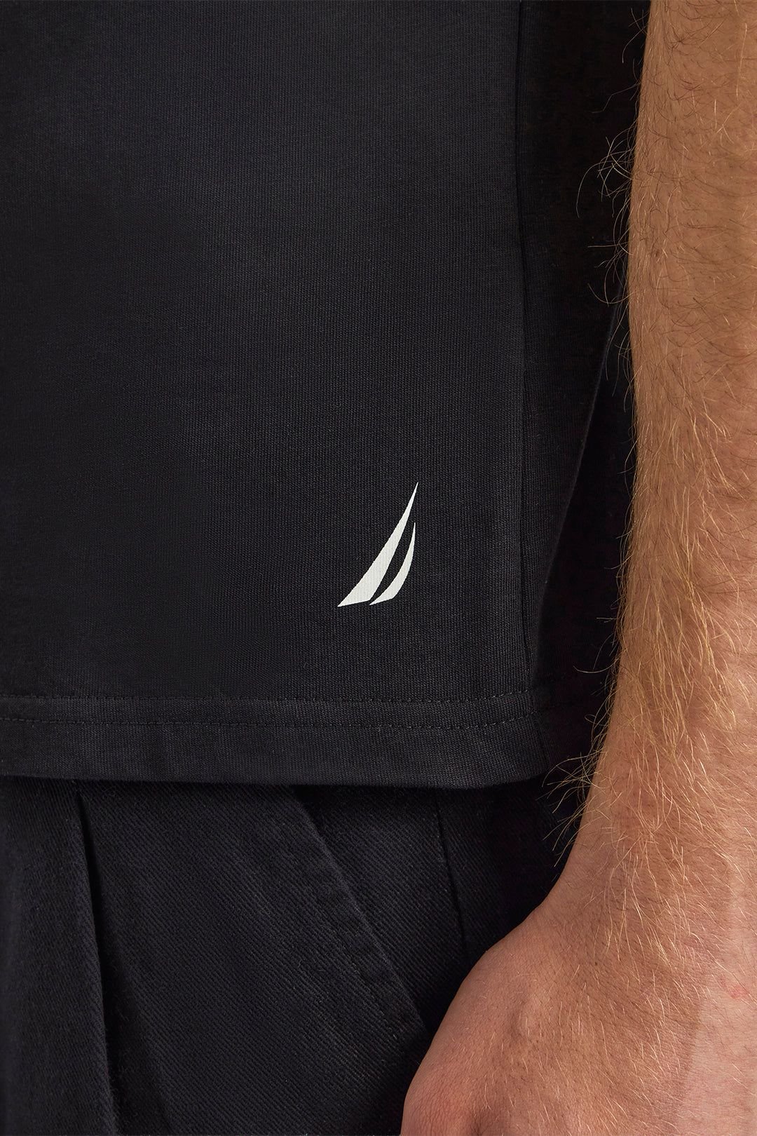 Nautica Nautica Men's Nalin SS T-Shirt in Black - 4