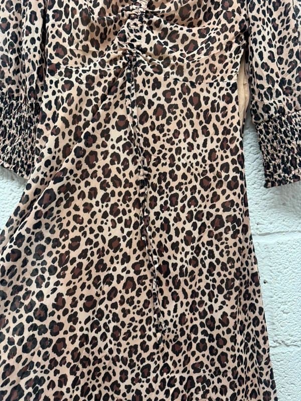 Sosandar Women’s animal leopard print long sleeved midi dress