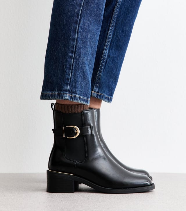 New Look Women's Black Faux Leather Buckle Detail Ankle Boots Vegan New Look - 2