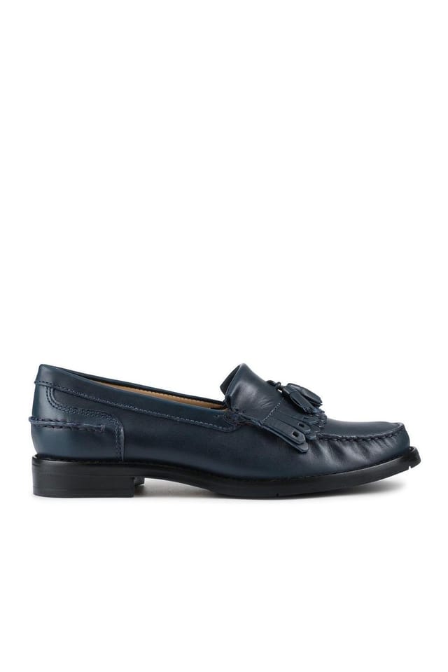 Jones Bootmaker Jones Bootmaker Women's Paolina Smart Leather Moccasins in Navy - 2