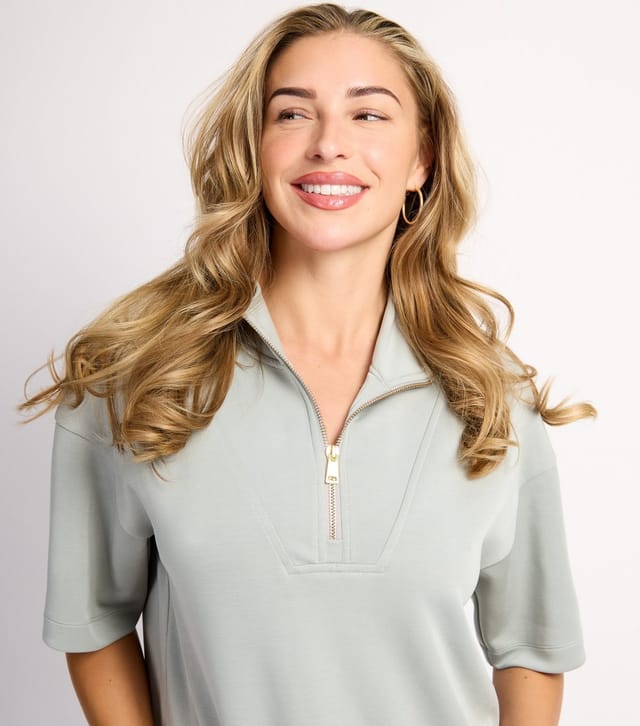 Rise Women's by Zara McDermott Light Green Scuba Quarter Zip Short Sleeve Top Rise New Look - 3
