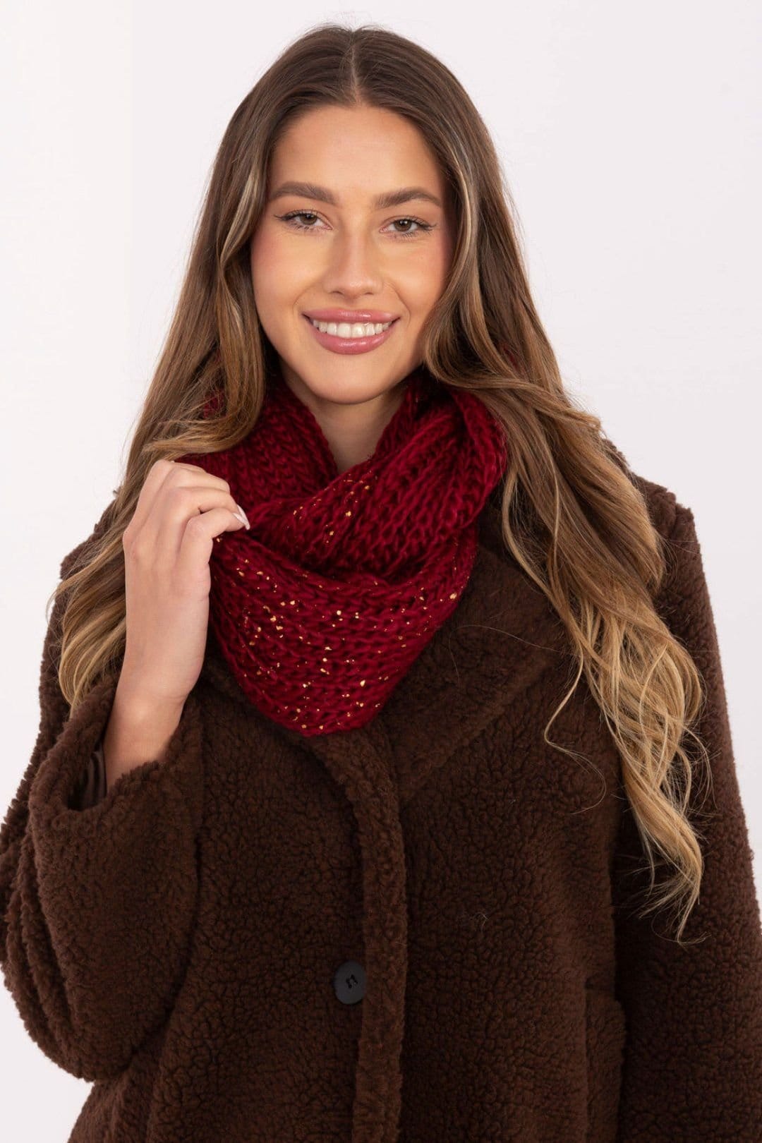 Love Lace Love Lace Women's Infinity Snood Scarf Thick Knit Polyester for Cold Weather Comfort in Red - 4