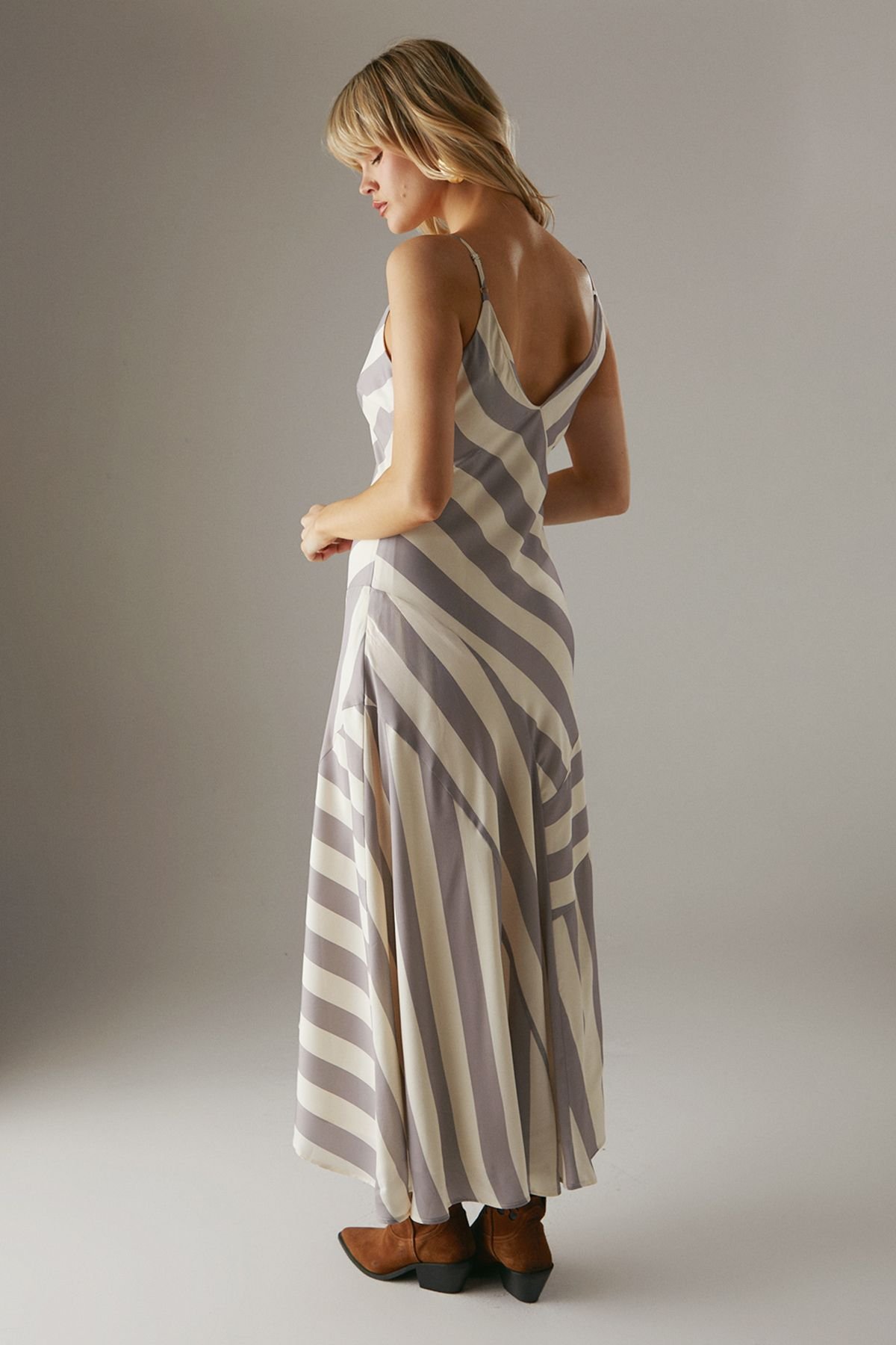 Warehouse Warehouse Women's Cutabout Stripe Strappy Midi Slip Dress - 3