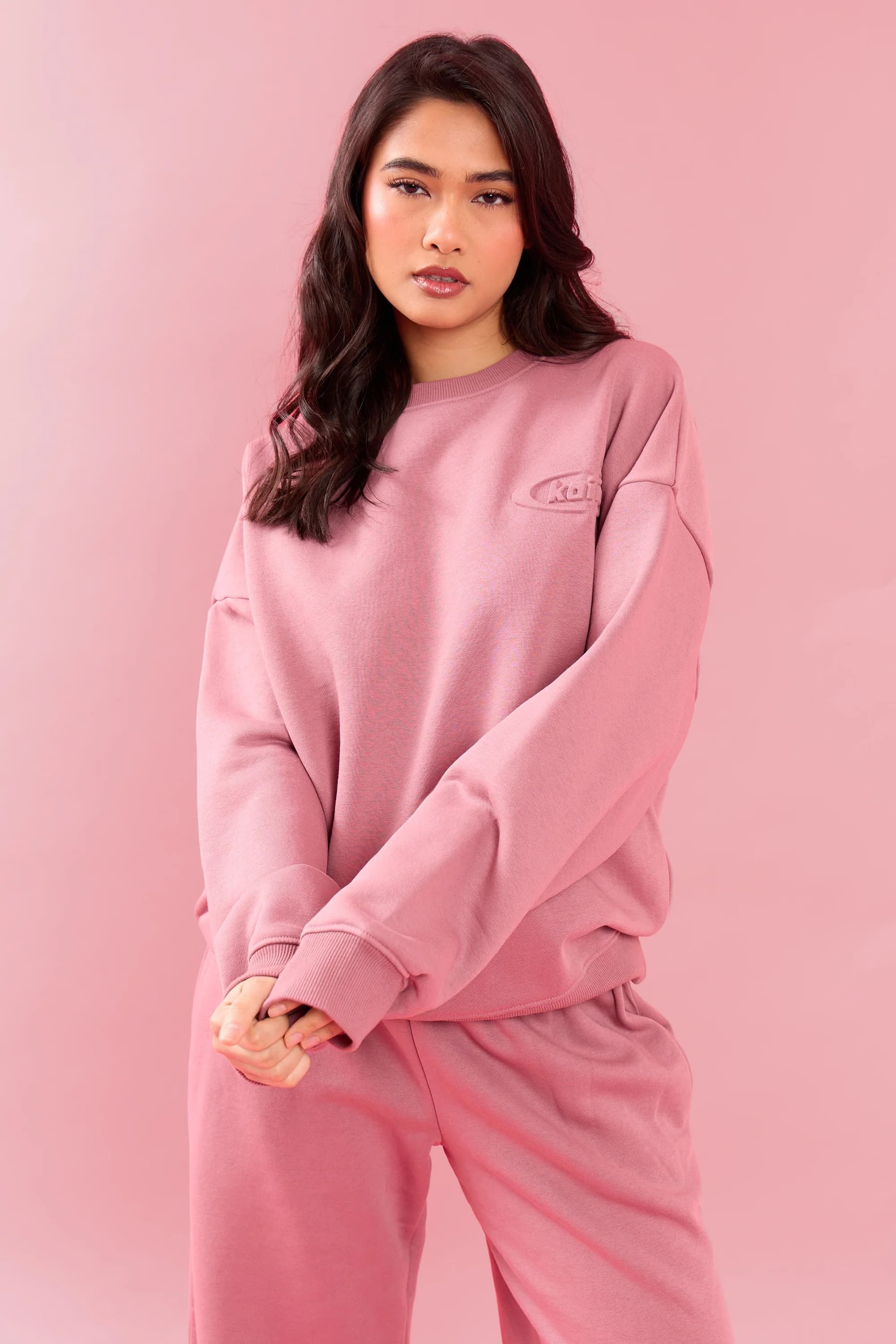 Kaiia Kaiia Oval Embossed Oversized Sweatshirt Rose Latte