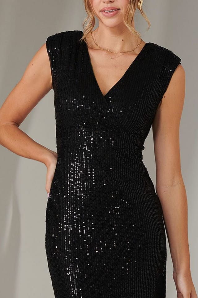 Jolie Moi Jolie Moi Women's Qaya Sequin V Neck Shift Dress in Black - 3