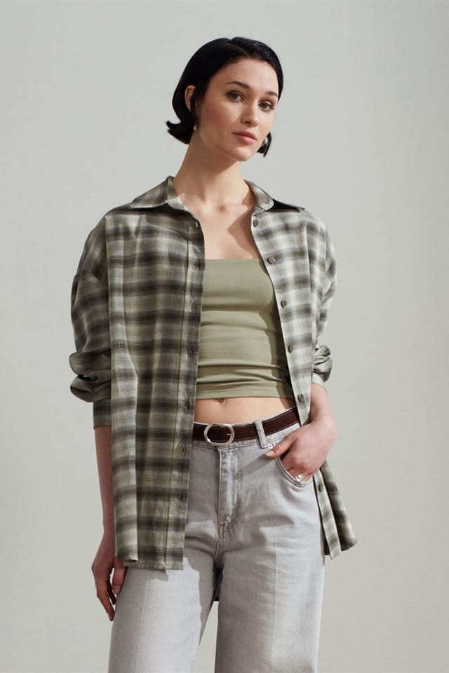 Dilvin Dilvin Women's Oversized Plaid Long-Sleeve Shirt - 3