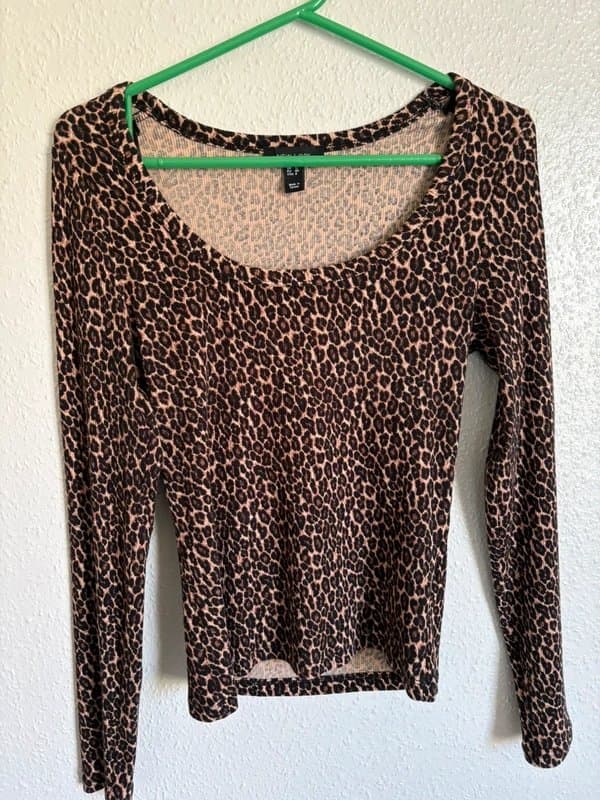New Look Leopard print top