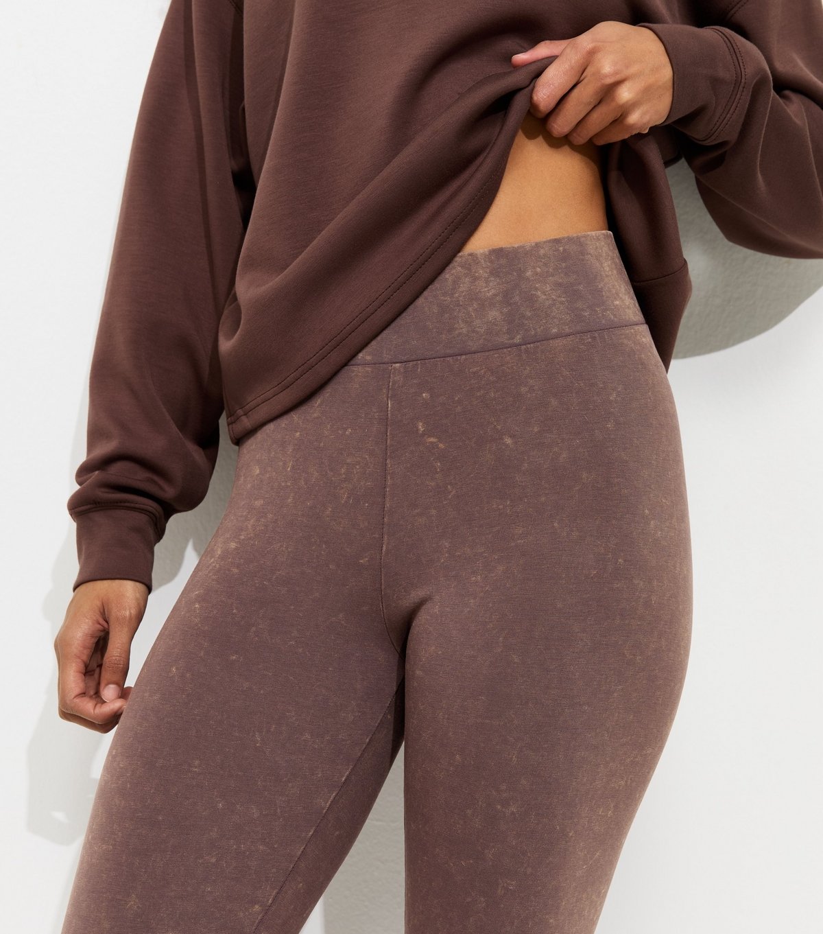 New Look Women's Dark Brown Acid Wash Leggings New Look - 3