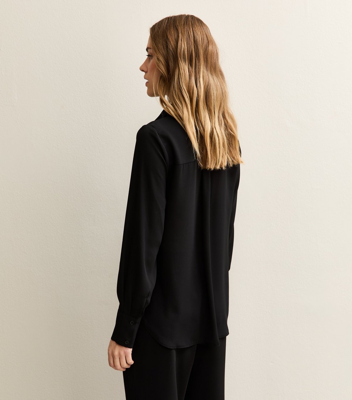 New Look Women's Black Plain Gold Button Shirt New Look - 4