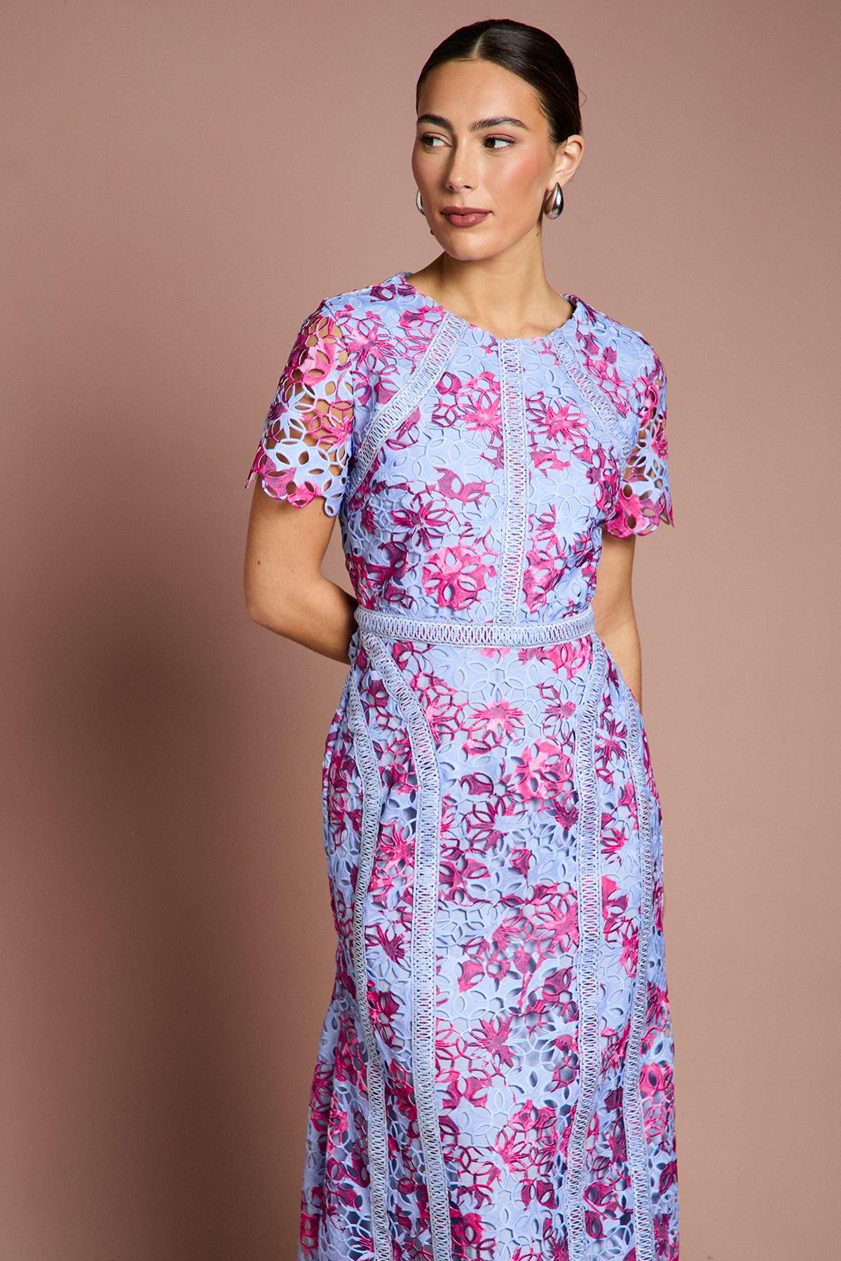 Coast Coast Women's Printed Lace Midi Pencil Dress in Blue - 4