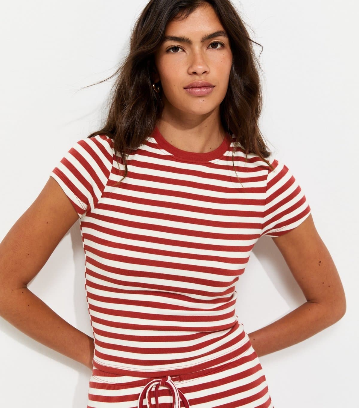 New Look Women's Red Striped Cropped Baby Tee T-Shirt New Look