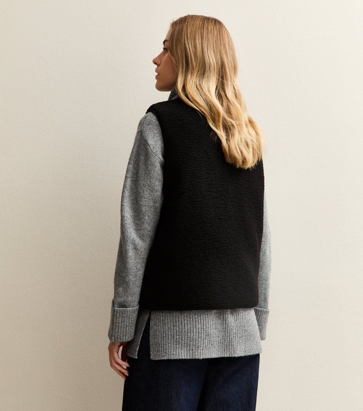 New Look Women's Black Borg Sleeveless Gilet Jacket New Look - 4