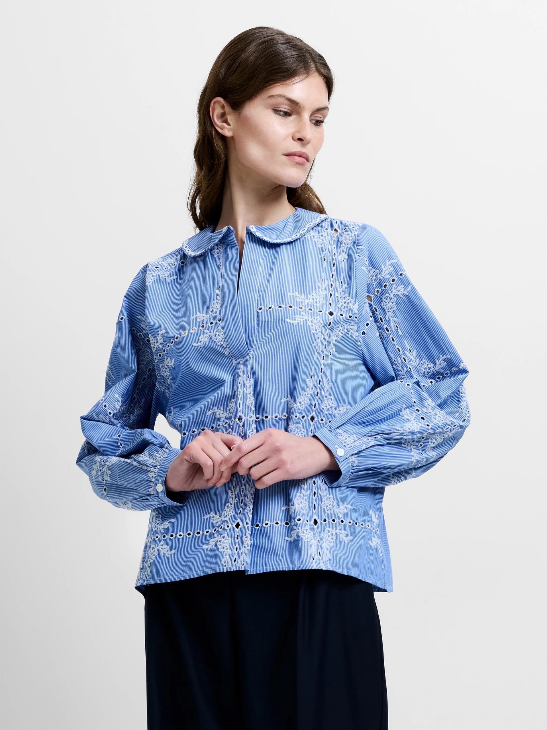 French Connection Peter Pan Collar Floral Embroidered Blue Top Blue/White