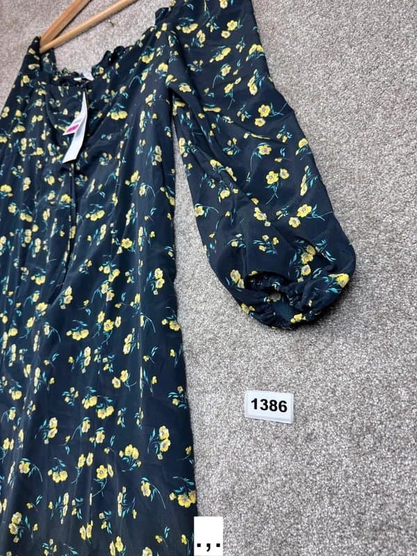 Topshop TopShop Black Floral Knee-Length Dress with Puff Sleeves