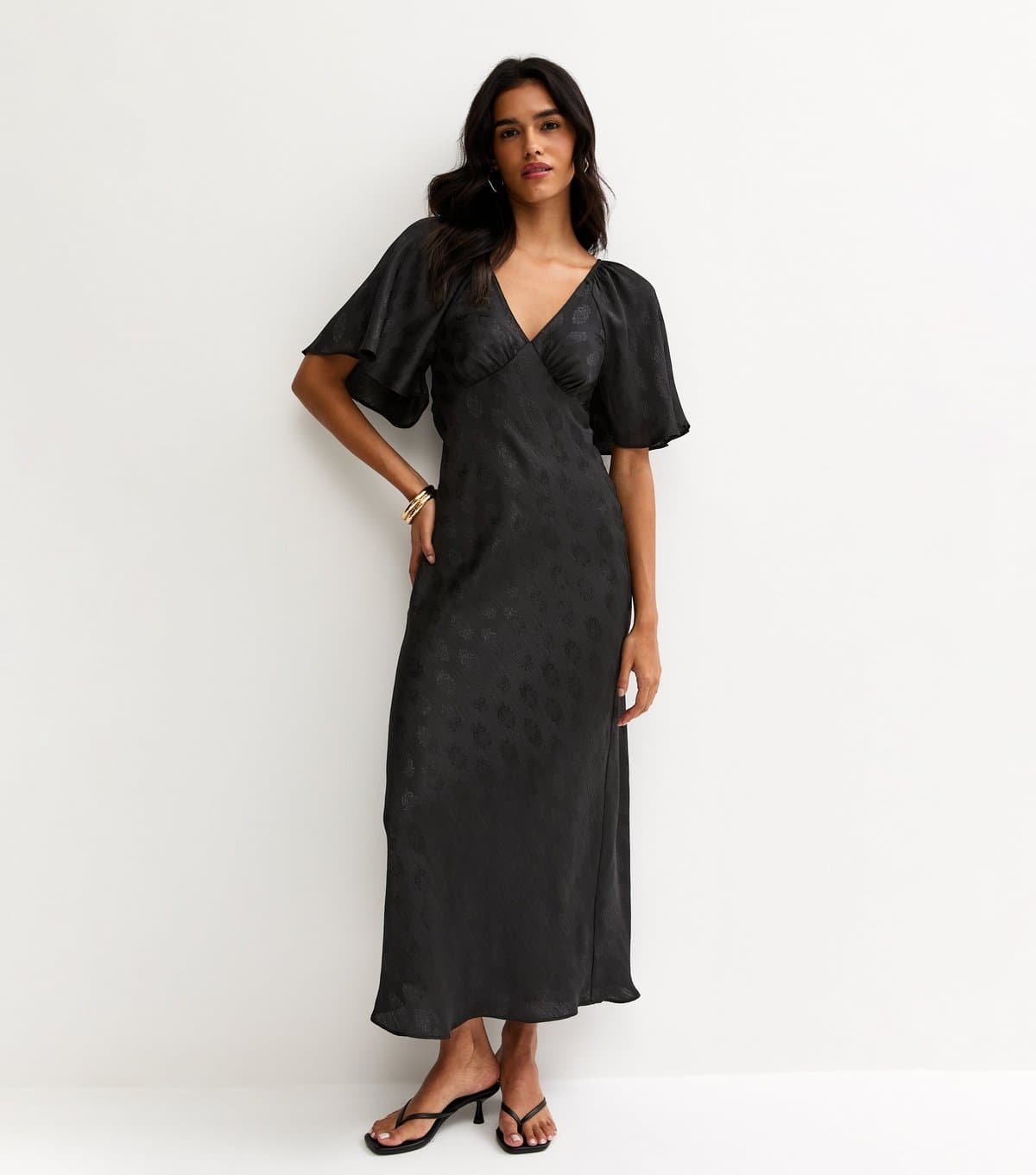 New Look Women's Black Paisley Pattern Jacquard Flutter Sleeve Midi Dress New Look