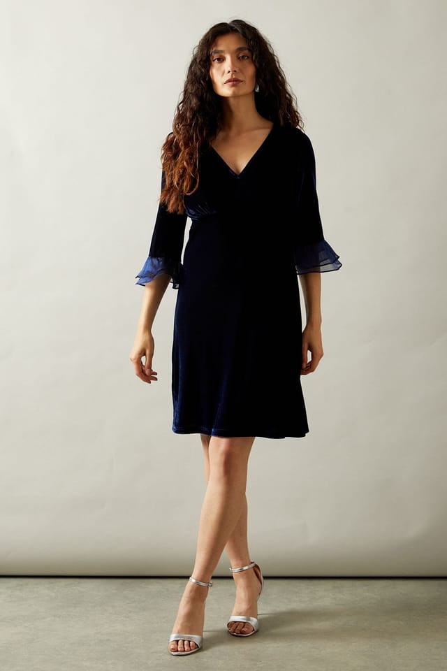 Wallis Wallis Women's Occasion Velvet Pleated Cuff Mini Dress in Navy - 2