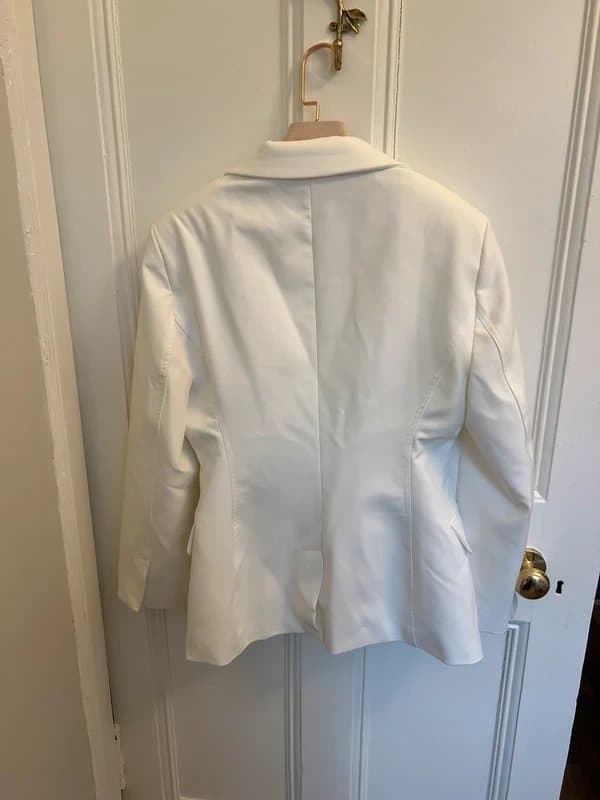 Zara Zara collection viral cinched waist fitted white ecru blazer in size large