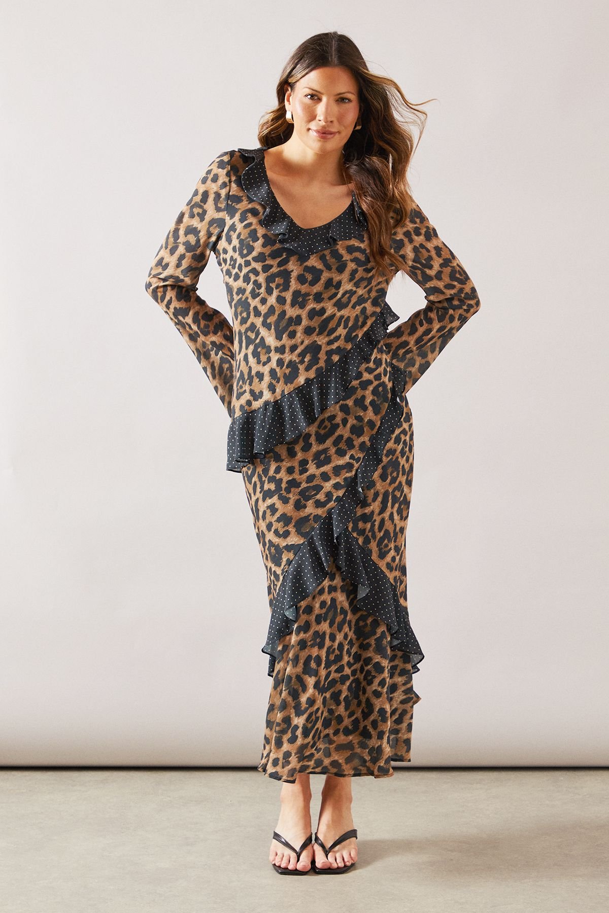 Wallis Wallis Women's Leopard Mixed Print Ruffle Midi Dress in Black - 2