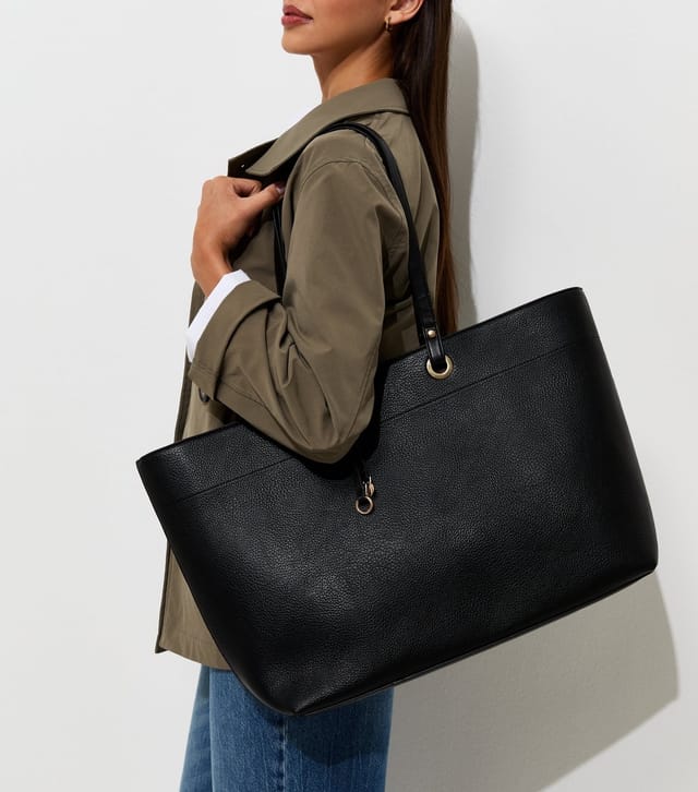 New Look Black Faux Leather Logo Charm Laptop Case Tote Bag New Look - 2