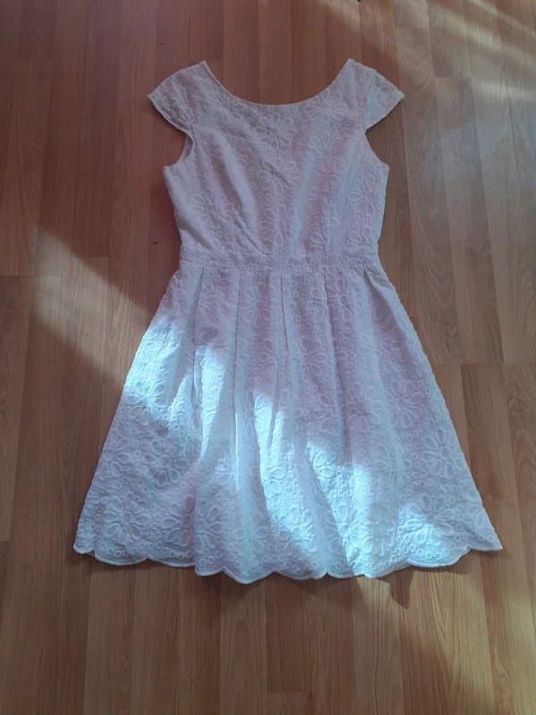 Dorothy Perkins Gorgeous white patterned dress