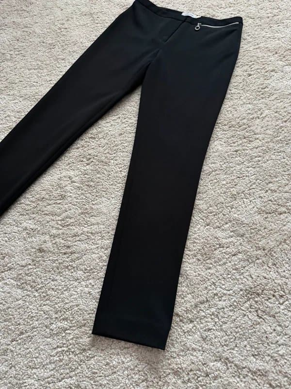 Calvin Klein Calvin Klein Women’s Classic Dress Pants – Size 6