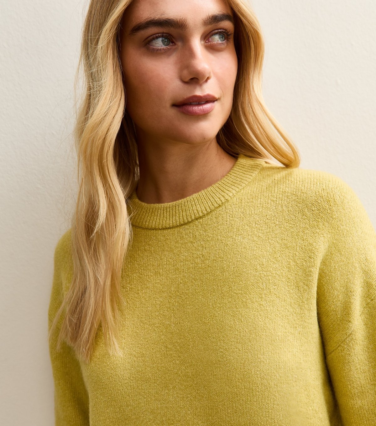 New Look Women's Bright Green Crew Neck Jumper New Look - 3