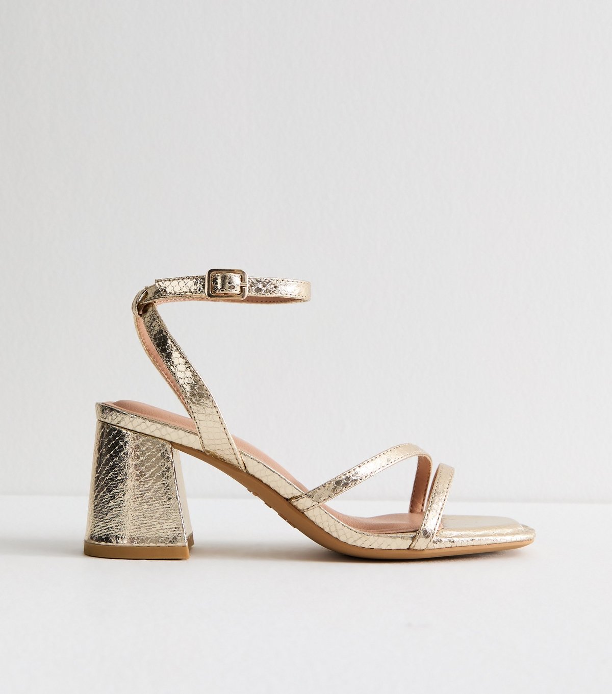 New Look Women's Wide Fit Gold Metallic Faux Leather Block Heel Sandals New Look - 4