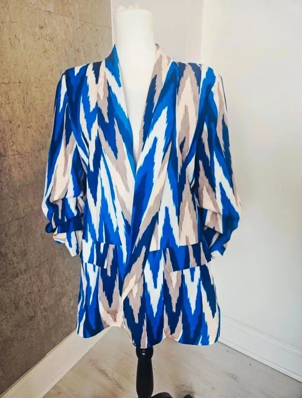 Elsa Womens new medium boutique Elsa blue abstract patterned 3/4 sleeve blazer outerwear jacket party