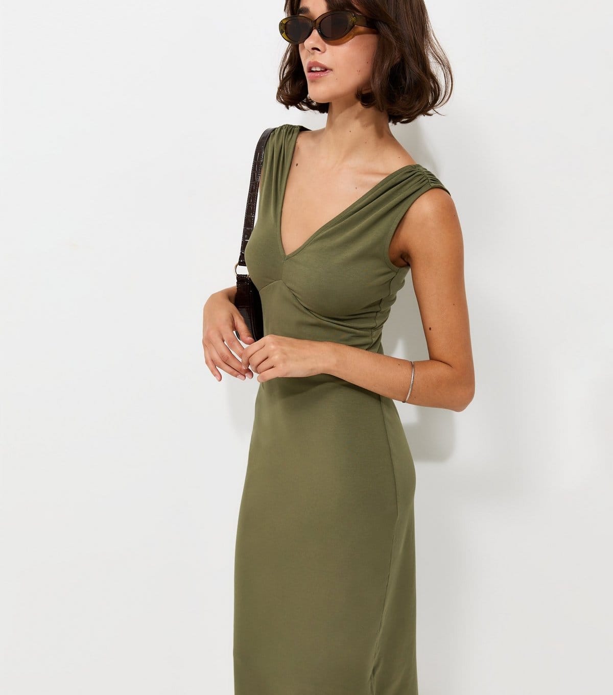 New Look Women's Dark Khaki Ruched Shoulder Sleeveless V-Neck Midi Dress New Look - 1