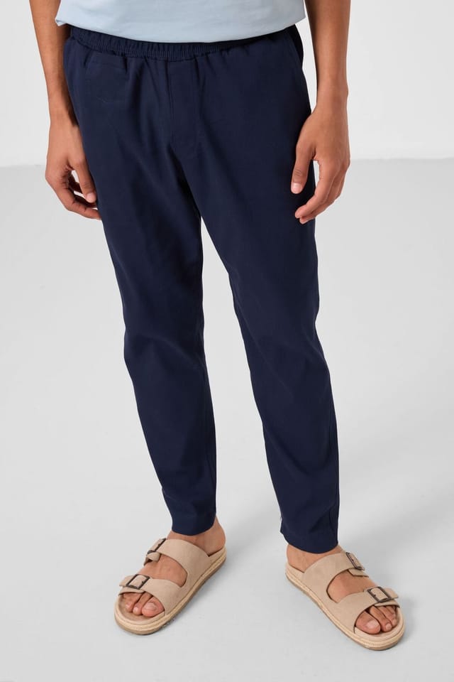 Tommy Life Tommy Life Men's Straight-Leg Gabardine Chinos in Navy - 2