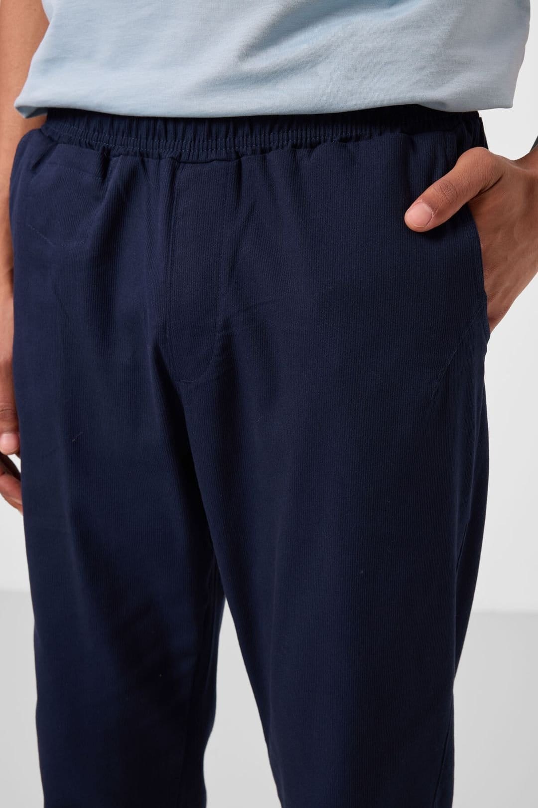 Tommy Life Tommy Life Men's Straight-Leg Gabardine Chinos in Navy - 4