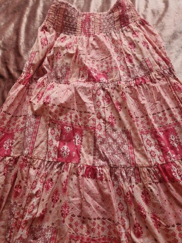 New Look Rose pink maxi summer skirt and pink ribbed shirt