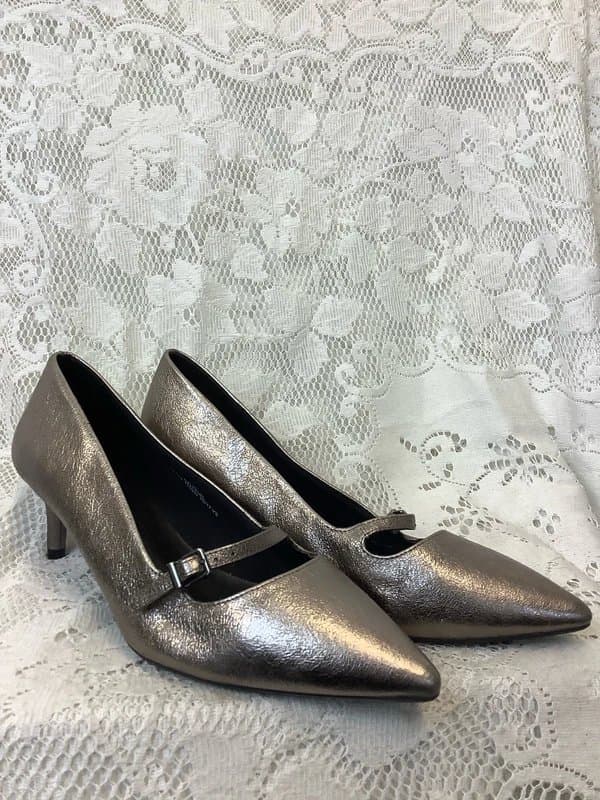 M&S Woman Ladies M&S Silver wide fit  Leather Heels size 7.5