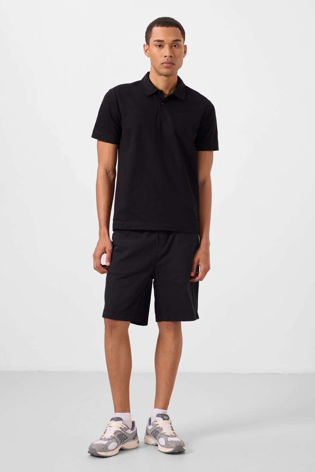 Tommy Life Tommy Life Men's Regular Fit Chino Shorts in Black