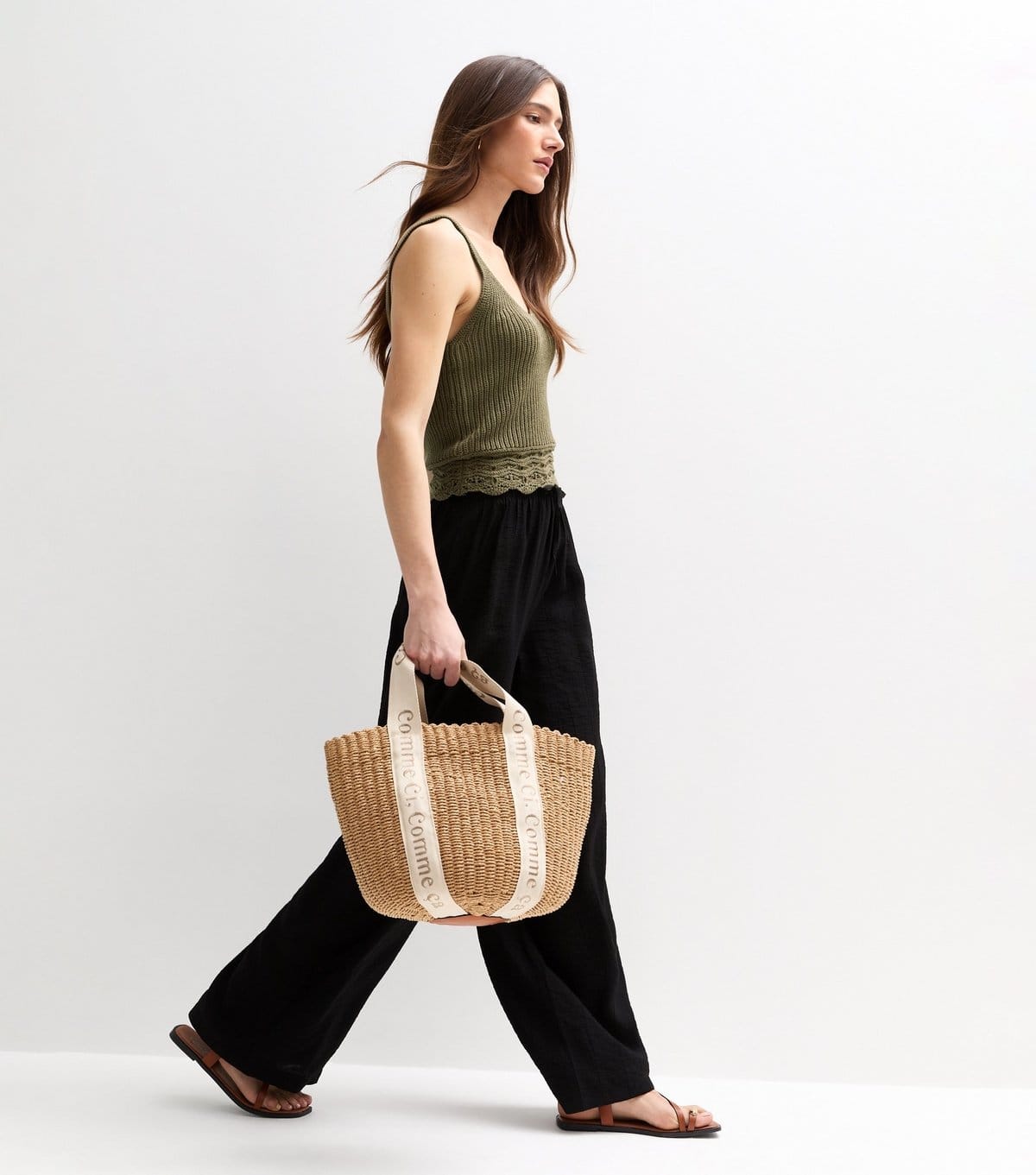 New Look Women's Khaki V-Neck Knitted Vest New Look - 4