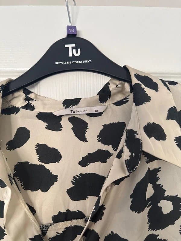 TU Leopard print blouse