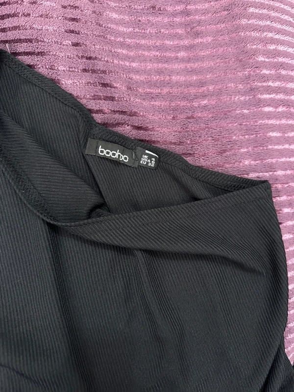 Boohoo One shoulder cold shoulder bodysuit bundle x2
