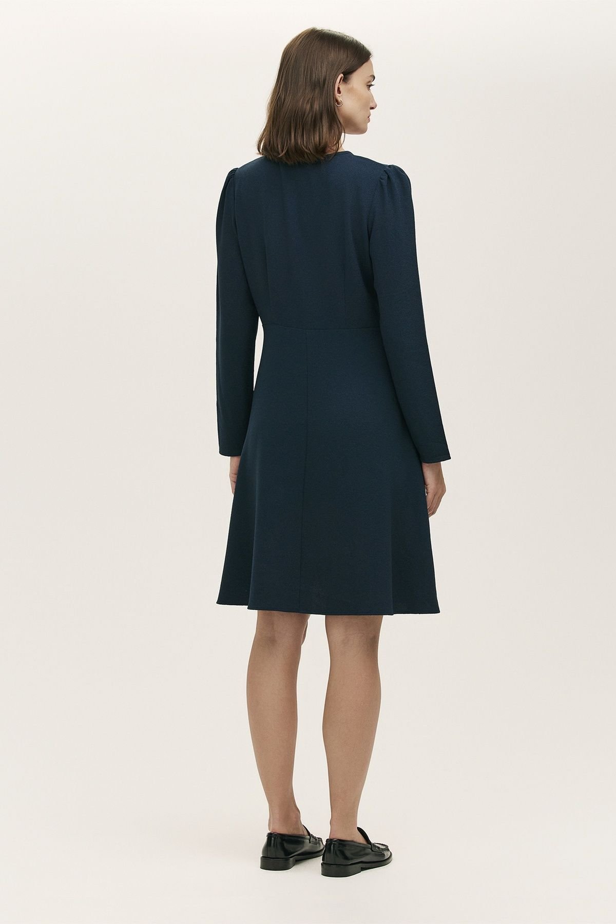 Finery London Finery London Women's Shauna Crepe Long Sleeve Short Dress in Dark Navy - 3