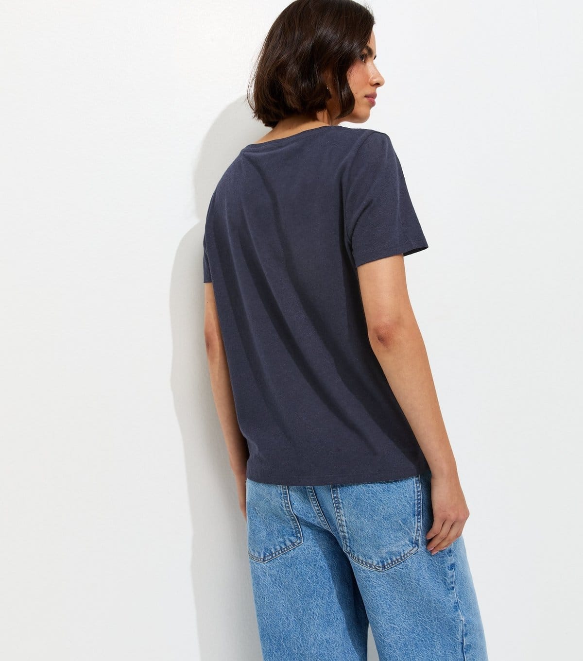 New Look Women's Premium Navy Linen Rich V Neck T-Shirt New Look - 4