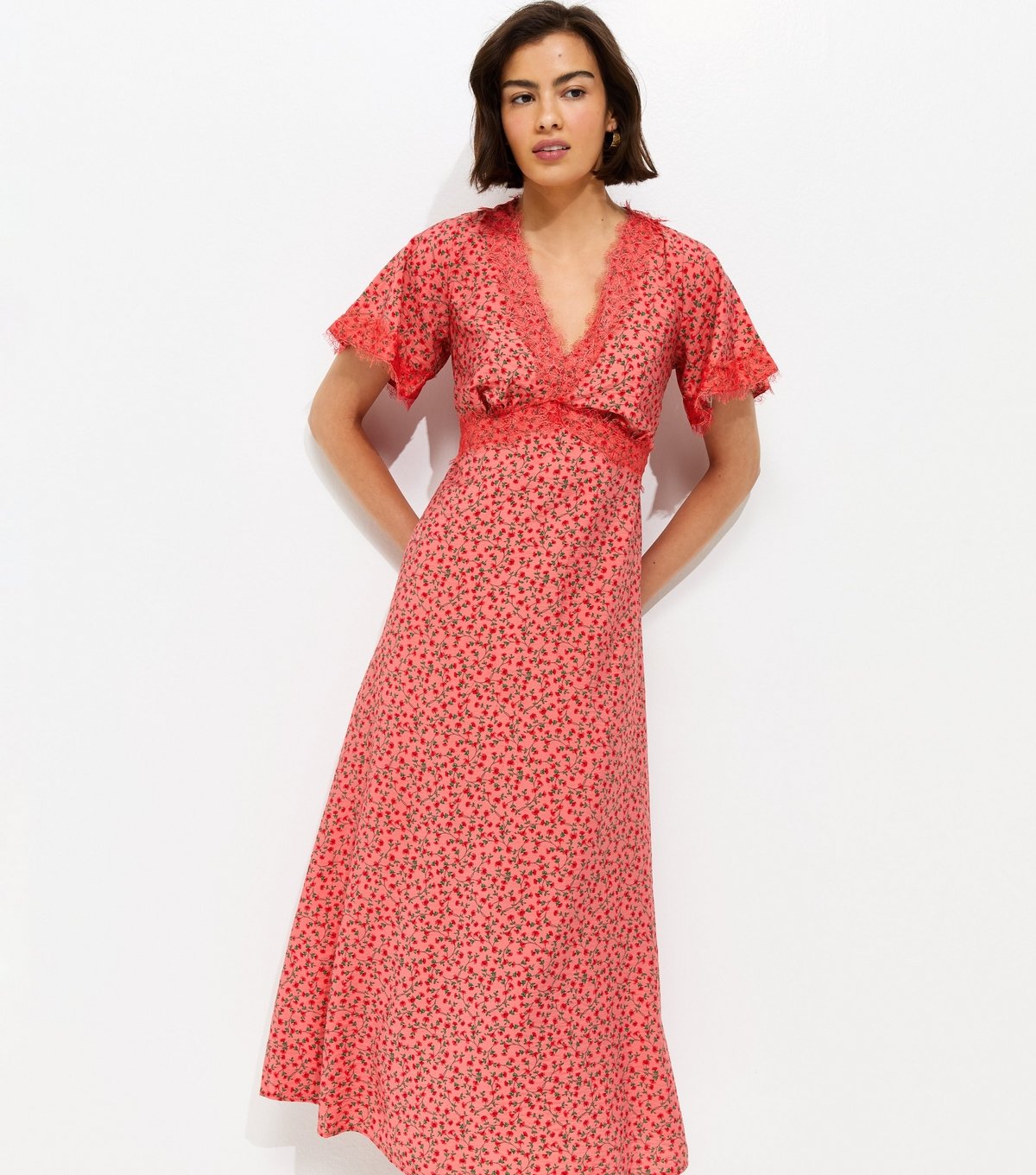 New Look Women's Red Floral Ditsy Lace Tea Midi Dress New Look - 3