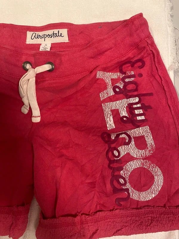 Aéropostale Vintage Y2K hot pink aeropostale sweatshorts with spell out - 1