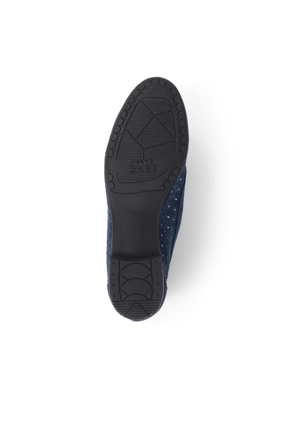 Pavers Pavers Women's Slip-On Pumps in Navy - 4
