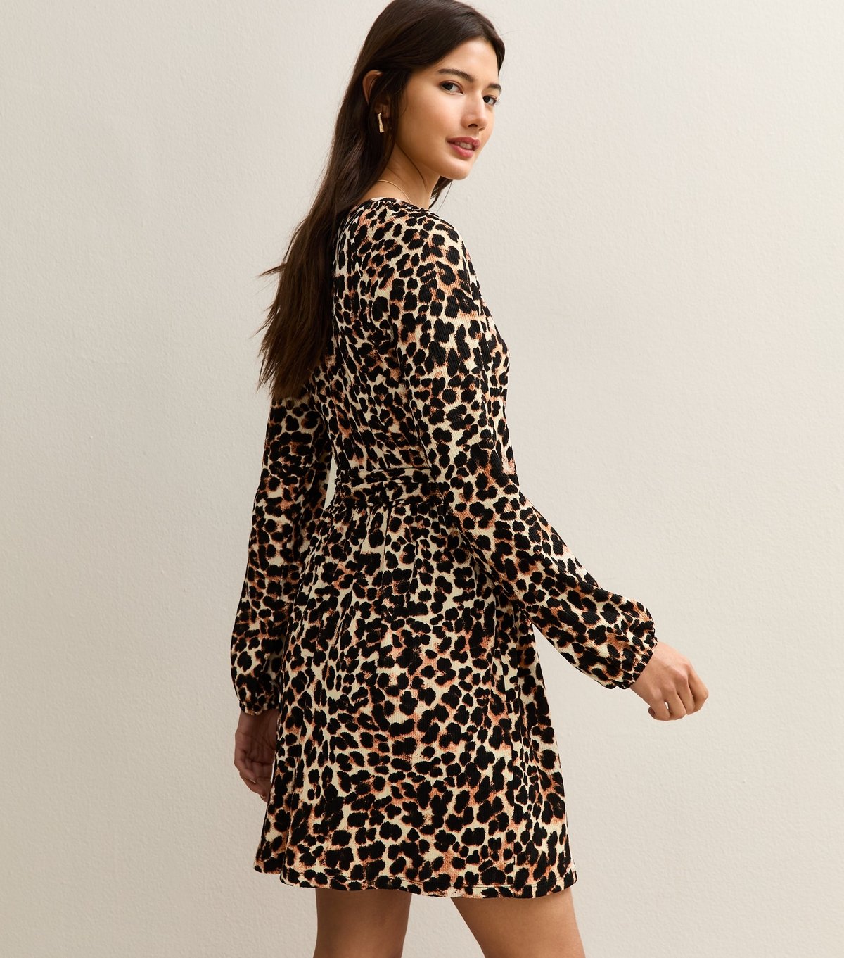 New Look Women's Brown Animal Print Belted Mini Dress New Look - 4