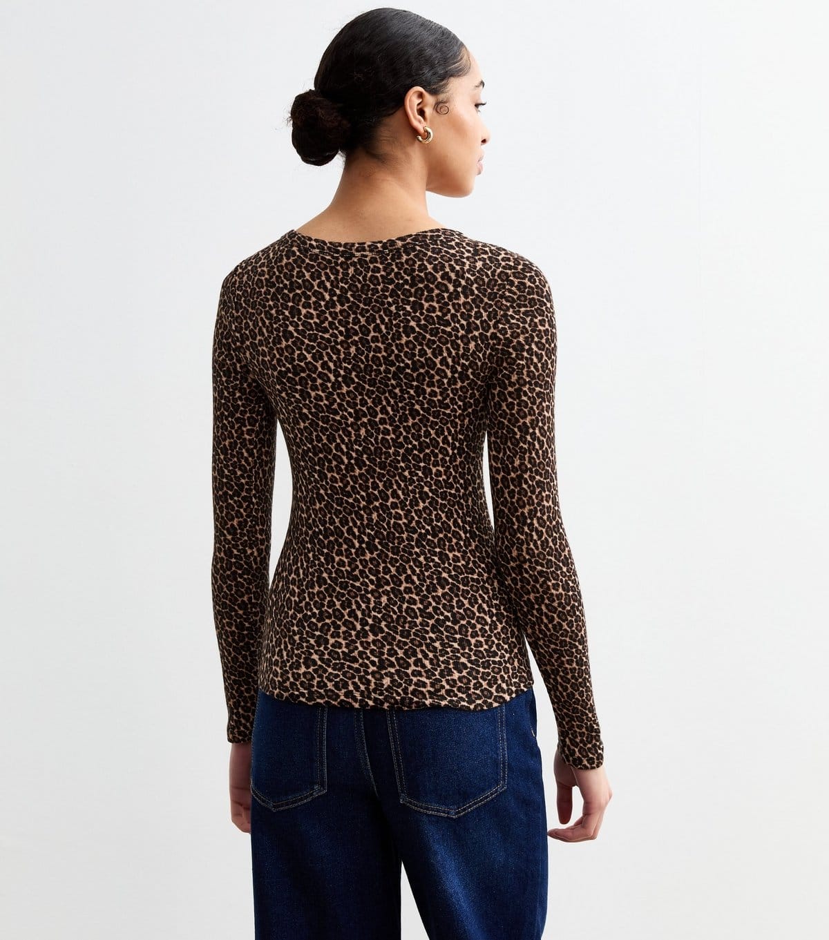 New Look Women's Brown Leopard Print Scoop Neck Top New Look - 4