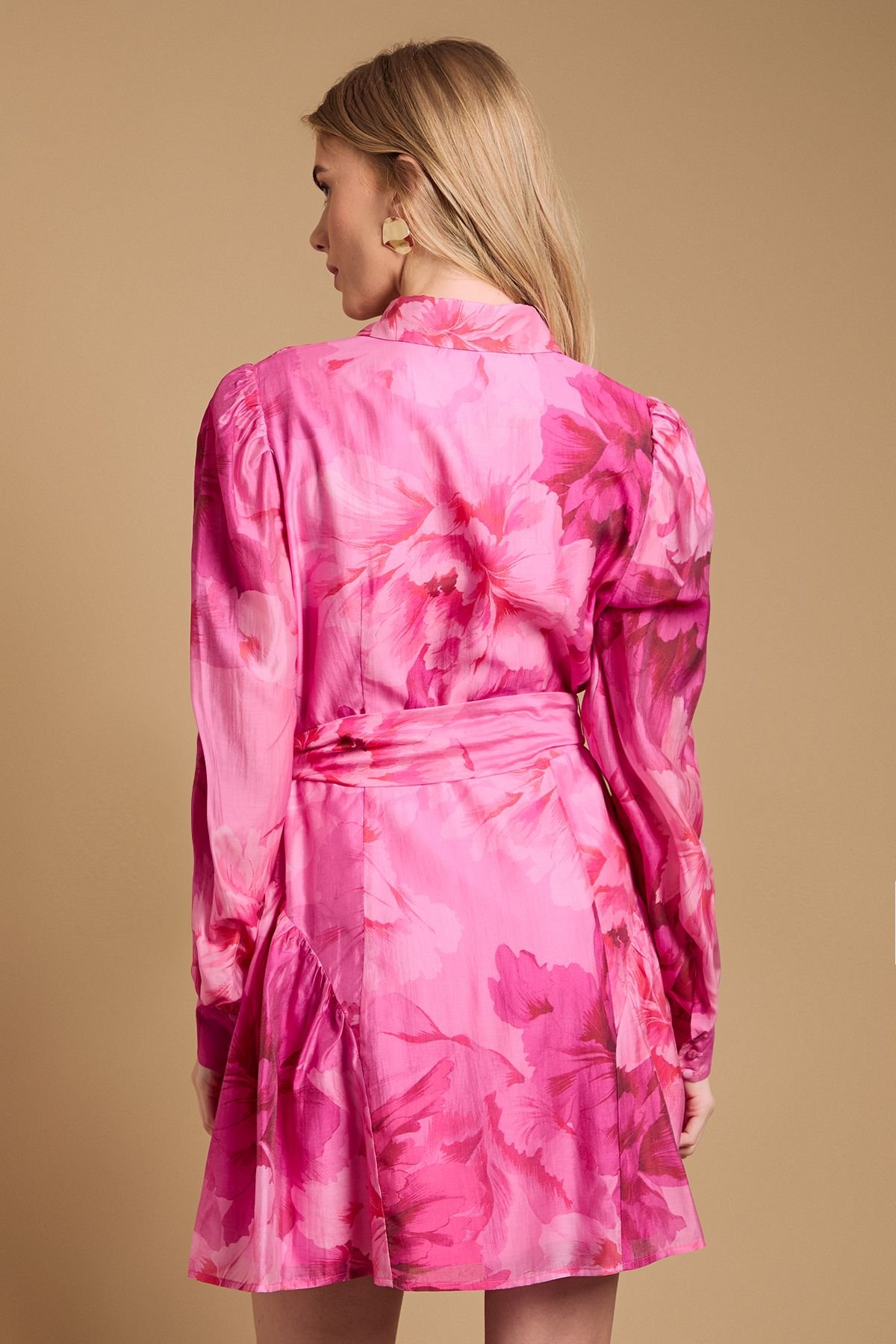 Oasis Oasis Women's Belt Detail Volume Sleeve Shirt Dress in Pink - 3