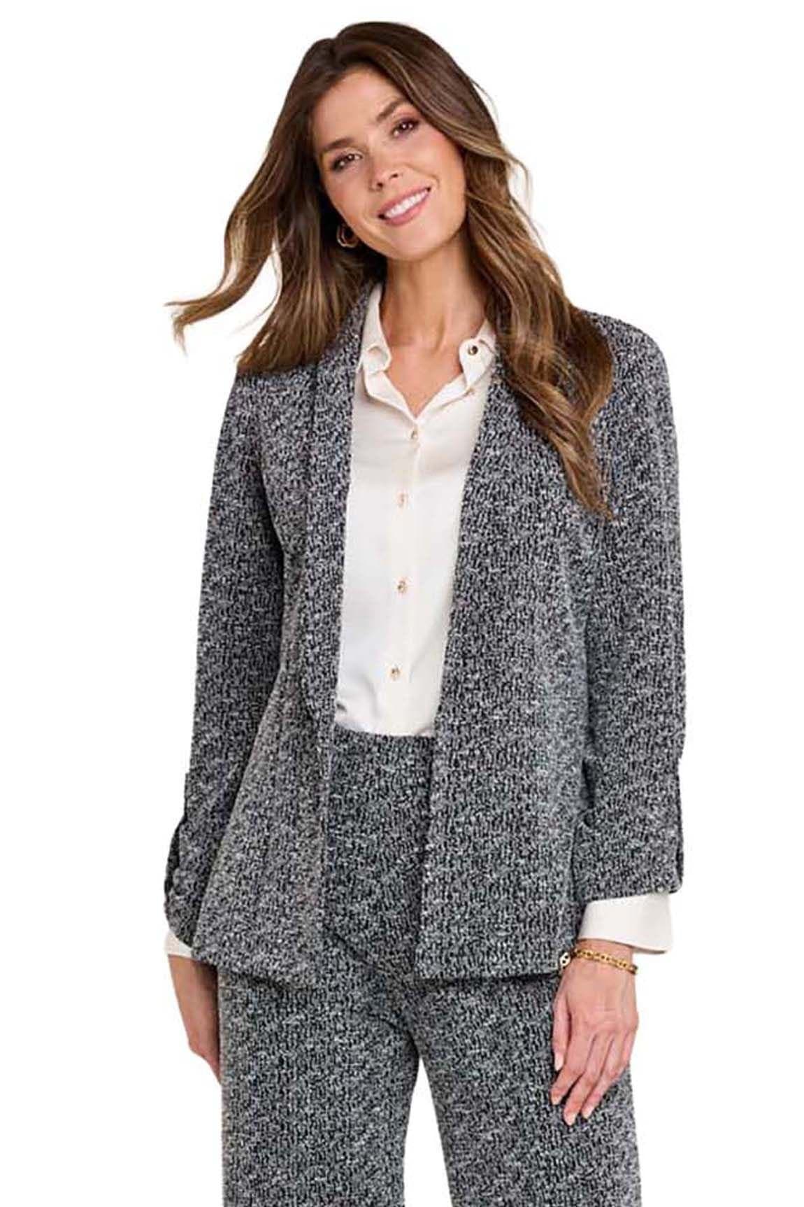 Amber Amber Women's Boucle Knitted Soft Textured Fabric Jacket in Charcoal