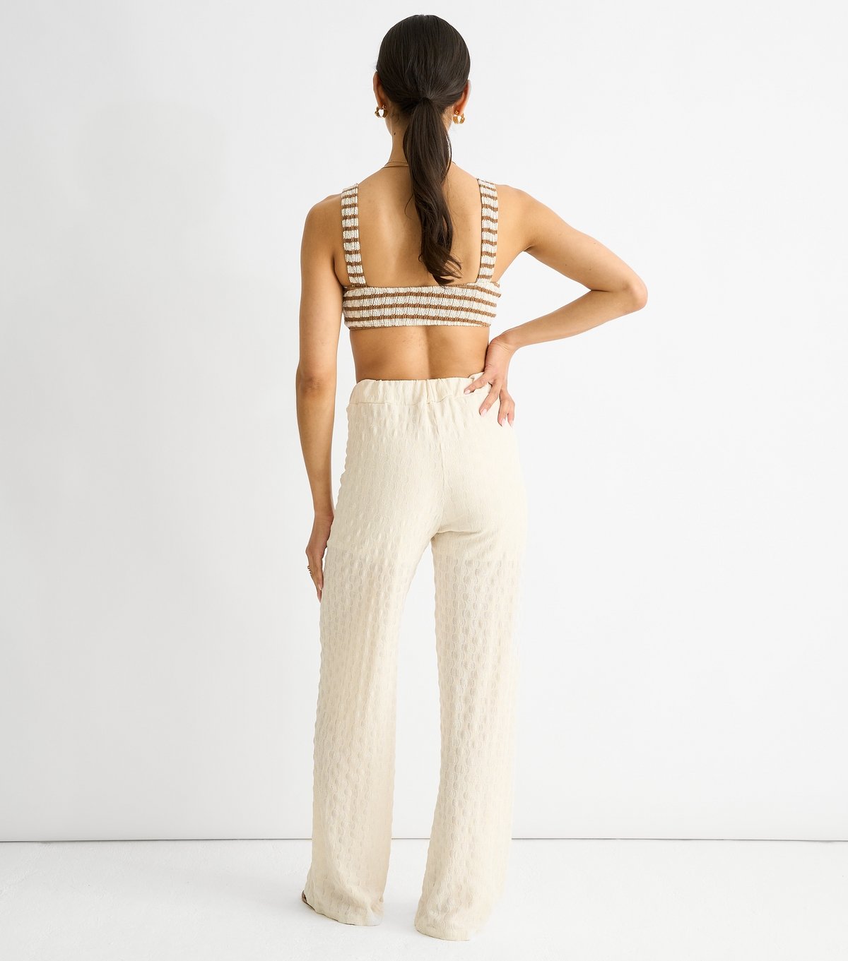 Gini London Women's Cream Textured Flared Trousers Gini London New Look - 4